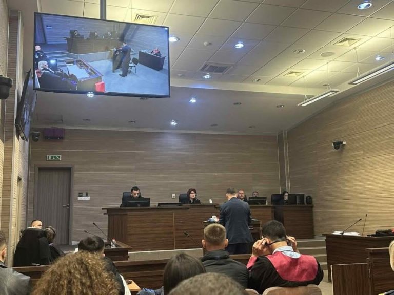 Mjeku ligjor: Liridona Ademaj është vrarë nga një afërsi prej 2 deri në 5 centimetrash