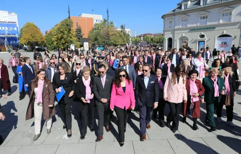 “Zbulimi i hershëm – Mbijetesë”: Thirrje për vetëdijesim kundër kancerit të gjirit