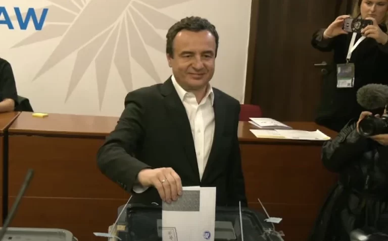 Voton Kurti: Ftoj qytetarët të bëhen hisedarë në zgjidhjen e problemeve që kanë