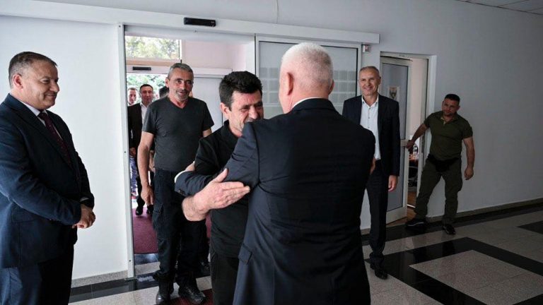 Sveçla: Shemë Mustafa do të mbetet shembull frymëzues për pjesëtarët e Policisë së Kosovës