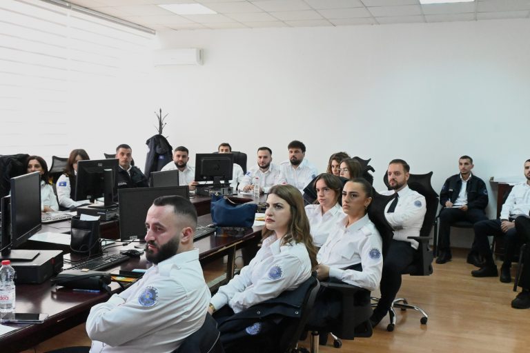 Stafi doganor realizoi trajnim të specializuar në zbatimin efikas të të drejtave të pronësisë intelektuale