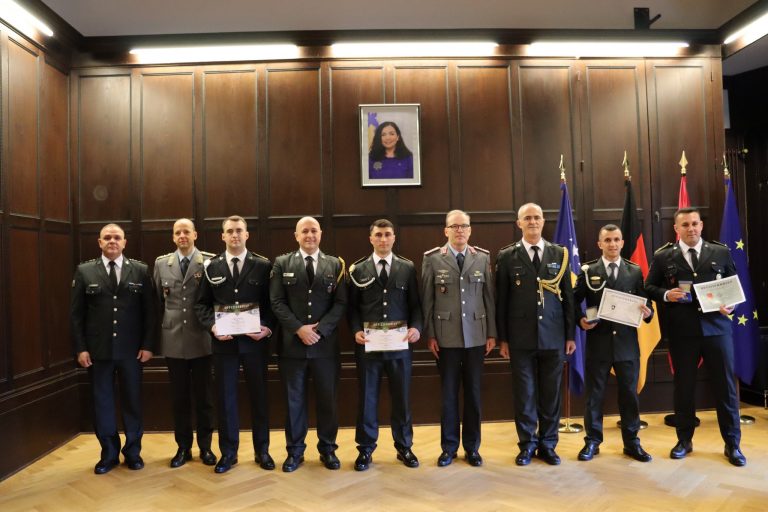 Kadetët e FSK-së diplomojnë në Gjermani