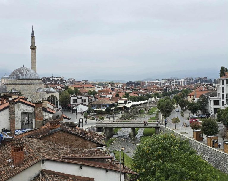 Mot i vranët dhe riga shiu sot