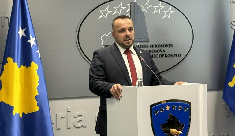 Maqedonci flet për arrestimet e ish-pjesëtarëve të UÇK-së: Serbia vazhdon të zbatojë qasje hegjemoniste ndaj Kosovës