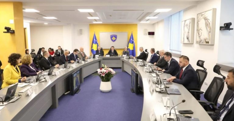 Qeveria ndan mjete për pagat e punëtorëve të RTK-së