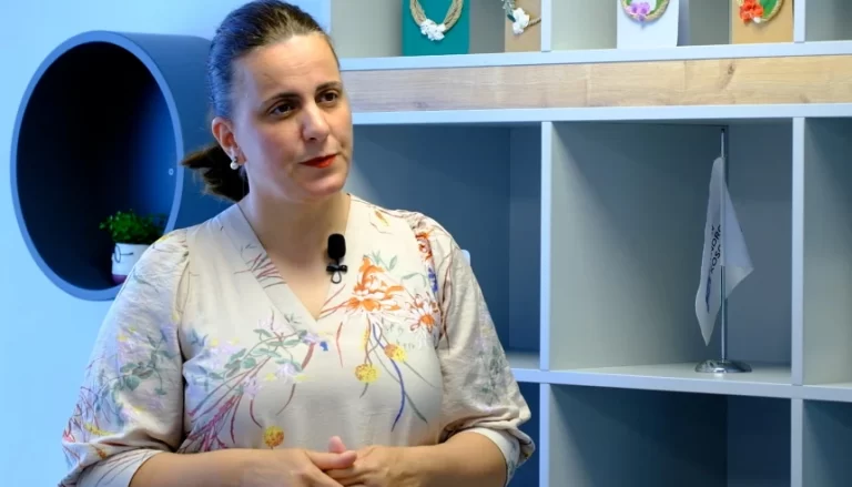 Drejtoresha e “Down Sindrome Kosova” thotë se personat me aftësi të kufizuar nuk po lejohen të votojnë