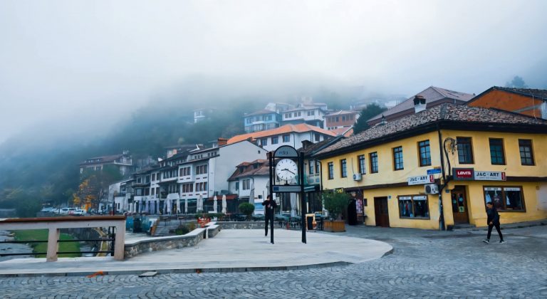 Mot i vranët e me temperatura të ulëta sot