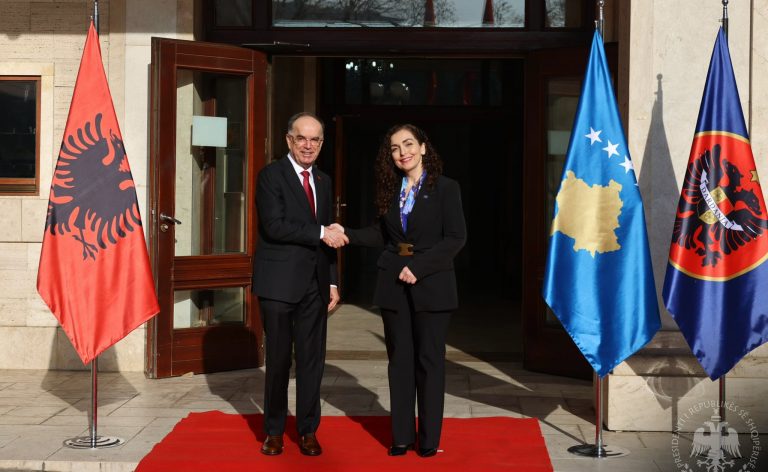 Begaj pas takimit me Osmanin: Momentumi historik i Shqipërisë drejt BE forcon edhe pozitën ndërkombëtare të Kosovës