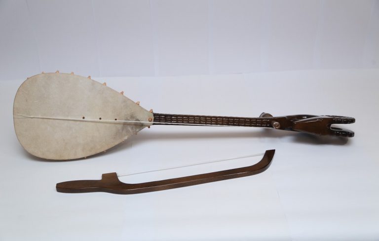 Lahuta shqiptare, zyrtarisht pjesë e trashëgimisë kulturore jomateriale të UNESCO-s