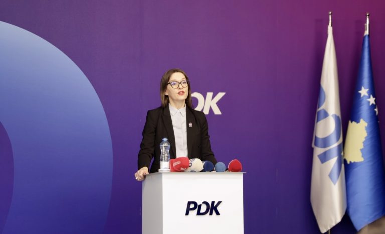 PDK: Prokuroria të hetojë pamjet e rreme të publikuara nga Kurti për fabrikën e prodhimit të dronëve