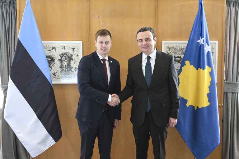 Kurti në Davos u takua me ministrin e Ekonomisë dhe Industrisë të Estonisë, diskutuan për thellimin e bashkëpunimit në shërbime digjitale