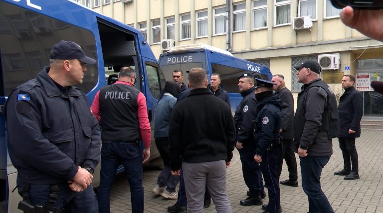 Ndalohet për 48 orë kryetari i KKZ-së në Prizren, dyshohet për manipulim me vota