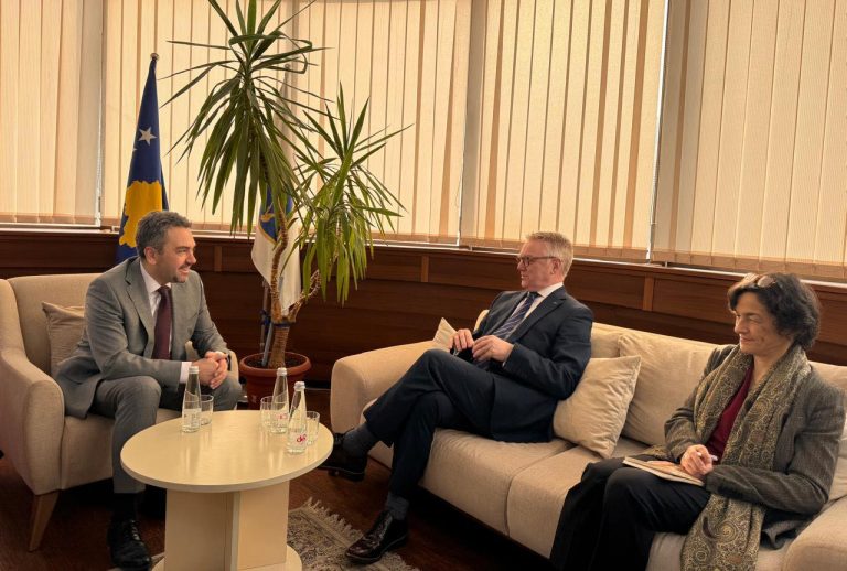 Radoniqi dhe shefi i OSBE-së diskutojnë për procesin zgjedhor dhe bashkëpunimin e ardhshëm