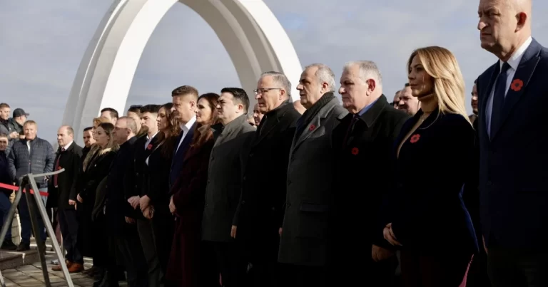 Hamza në Reçak: Liria jonë u ndërtua mbi sakrificën dhe gjakun e të rënëve
