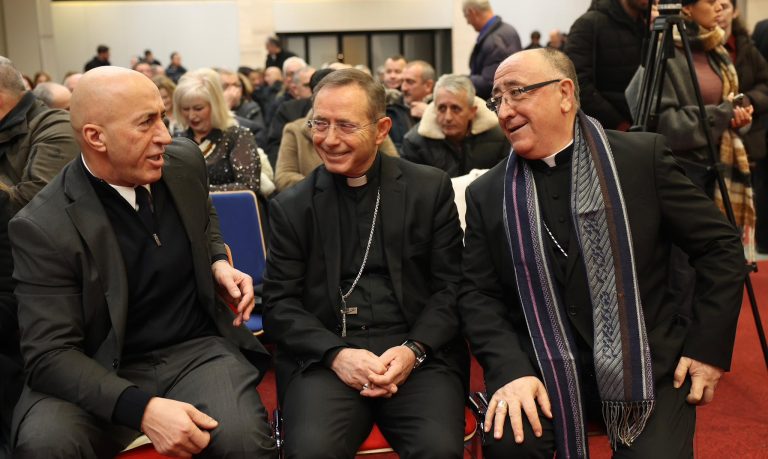 Haradinaj: Imzot Nikë Prela dhe Imzot Mark Sopi mbeten udhërrëfyes i përkushtimit ndaj atdheut