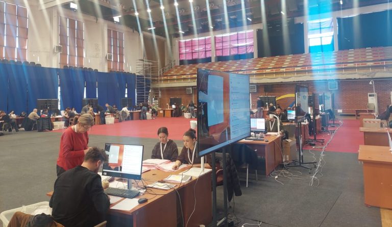Elezi: Sot KQZ vazhdon numërimin e pjesës tjetër nga votimi me postë