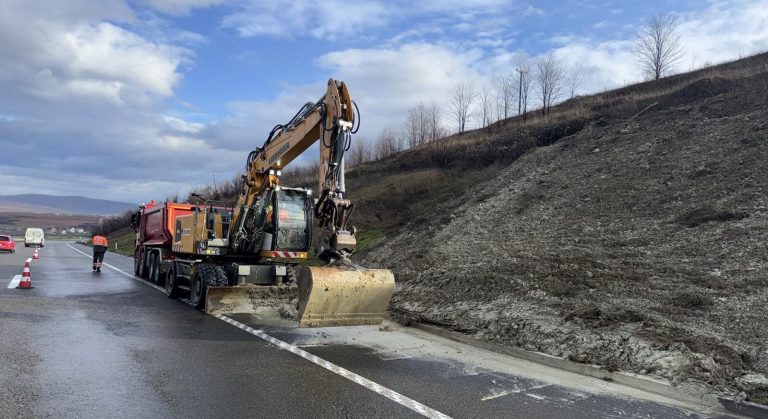 Kurti për gjendjen me vërshimet: Aktualisht situata nën kontroll