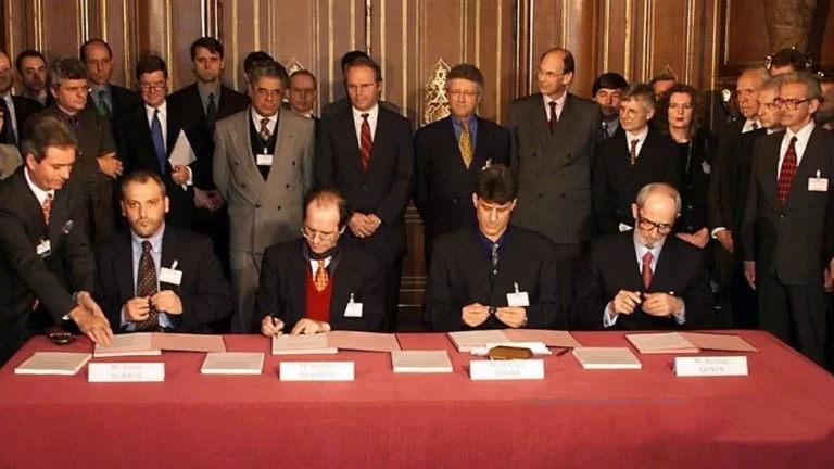 27 vjet pas Rambujesë –Prapaskenat e konferencës që ndryshoi historinë